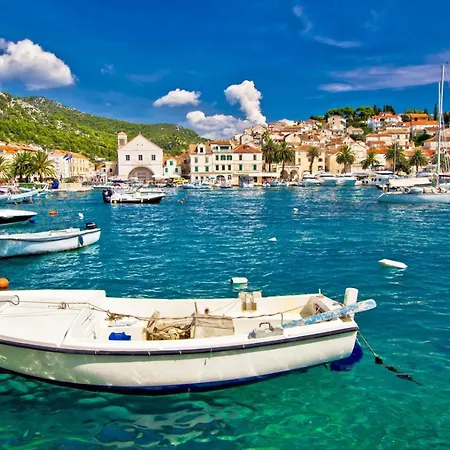 In With Sea View, Balcony, Air Conditioning, Wifi 3615-1 Hvar Town